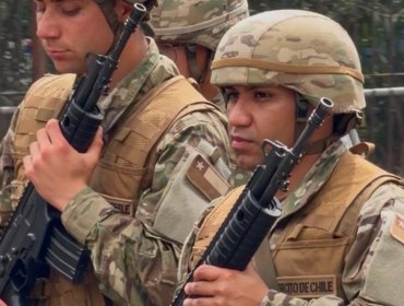 Diputado Sebastián Zamora desfila en la Parada Militar y destaca incorporación de Gendarmería a la ceremonia