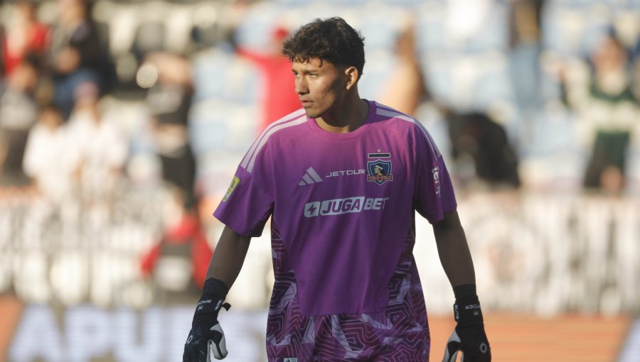 Fernando Ortiz confirma a Eduardo Villanueva en el arco de Colo-Colo para el partido ante Audax Italiano por Copa Chile