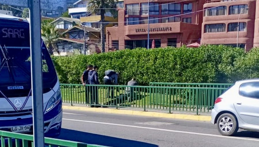 Detención ciudadana en Reñaca: peligroso "lanza" fue retenido y luego entregado a Carabineros tras cometer un robo