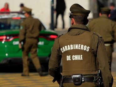 Dos carabineros de Tiltil fueron detenidos y desvinculados tras ser acusados de quedarse con dinero durante fiscalización