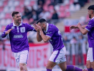 D. Concepción golea a Curicó Unido como visitante y se acerca a los cuartos de final de la Copa Chile