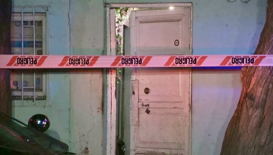 Compañero de trabajo descubrió cadáver por una ventana en San Bernardo: PDI confirmó que muerte se trató de un homicidio