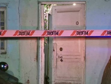Compañero de trabajo descubrió cadáver por una ventana en San Bernardo: PDI confirmó que se trató de un homicidio