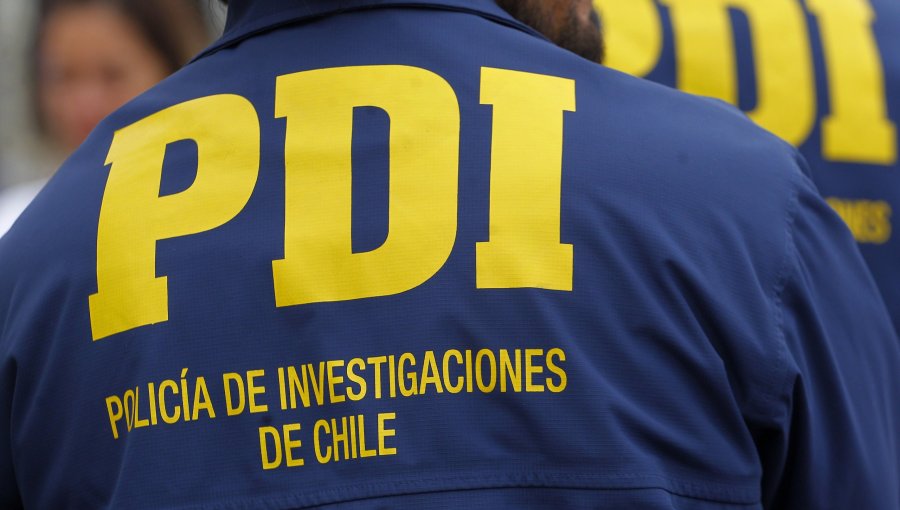 Condenan a 15 años de cárcel a dos exfuncionarios de la PDI por tráfico de drogas en el aeropuerto de Santiago