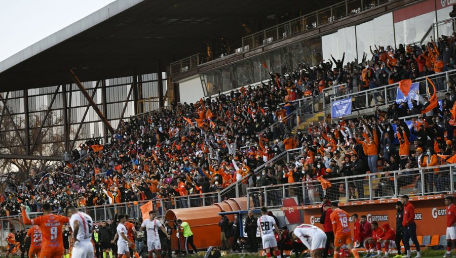 Contraloría exige la clausura del estadio Zorros del Desierto y pone en duda el clave duelo entre Cobreloa y Wanderers