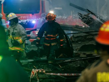 Trágico incendio destruye departamentos en Cerrillos y deja dos personas fallecidas: Fiscalía investiga posible crimen