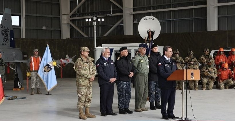 Defensa anuncia plan para fortalecer las capacidades estratégicas y presencia de Chile en la zona austral