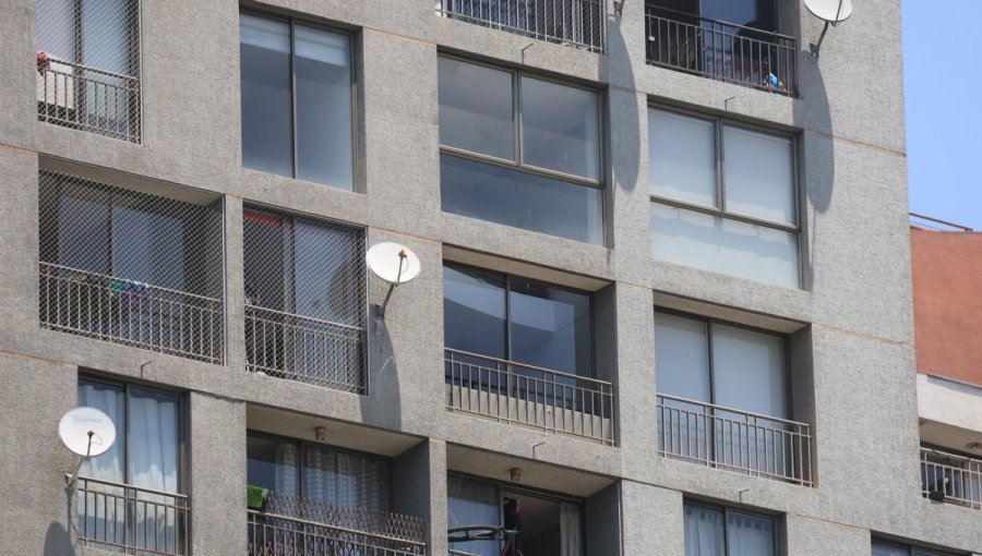 Tragedias en altura reabren debate por seguridad en edificios de Viña del Mar: vecinos coinciden en aumentar las protecciones