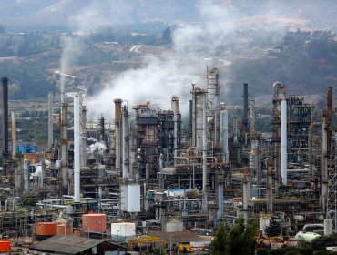 Presidente de la Comisión de Energía exige penas de cárcel para ejecutivos de Enap que falsearon reportes en refinería de Concón