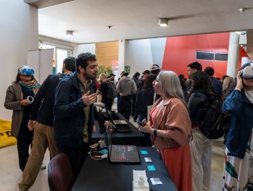 Valparaíso debate cómo preservar su identidad turística frente al avance de la inteligencia artificial