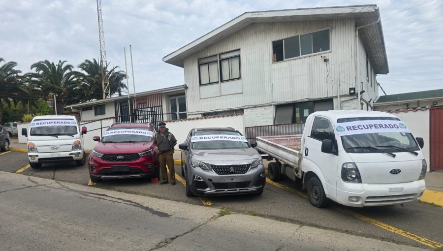 SEBV de Carabineros recupera cinco vehículos y detienen a cuatro personas por receptación en Valparaíso y Viña del Mar