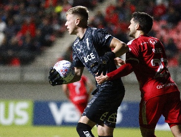 Universidad Católica busca sellar su clasificación en Copa Chile ante Unión La Calera