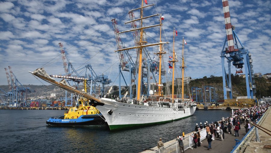 Buque Escuela “Esmeralda” regresó a Valparaíso tras finalizar su 70° Crucero de Instrucción