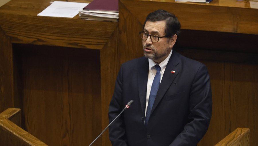Pérez Mackenna en inédita interpelación por tensiones internacionales: “Mientras yo sea canciller, la soberanía de Chile será defendida”