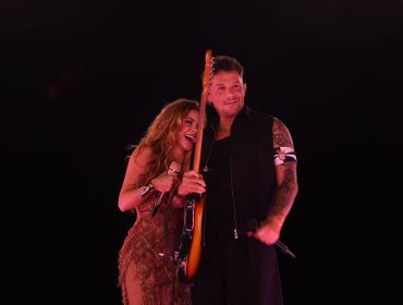 Alejandro Sanz sorprende al público de Shakira y se suma a su concierto en Madrid
