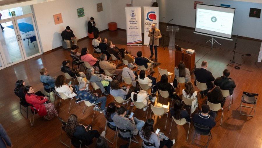 Villa Alemana fortalece el emprendimiento local con el seminario "Turismo Sustentable"