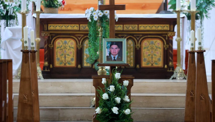 Presidenta de RN plantea que hay que "responder legislativamente" entregándole más herramientas a Carabineros tras muerte de cabo