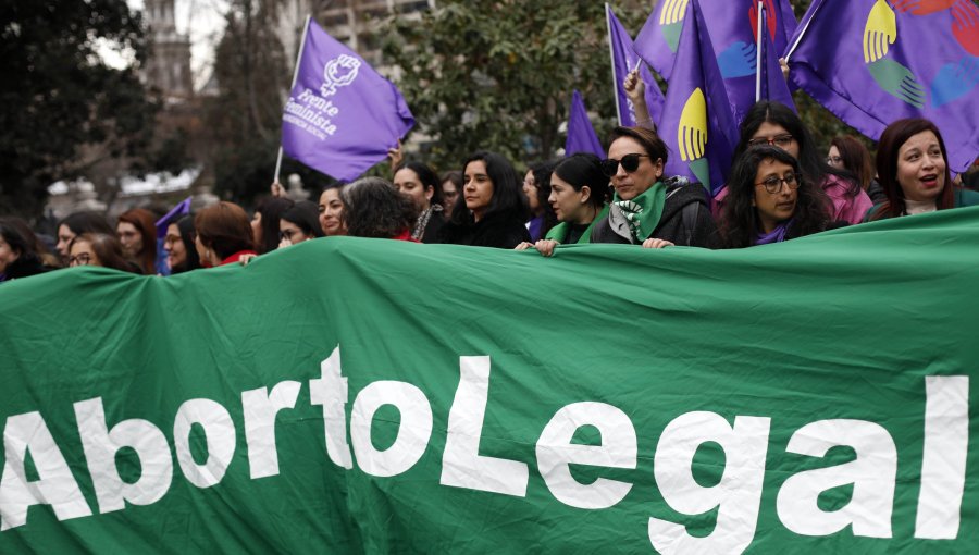 Justicia acoge demanda contra médico que se negó a realizar interrupción del embarazo a mujer con feto inviable