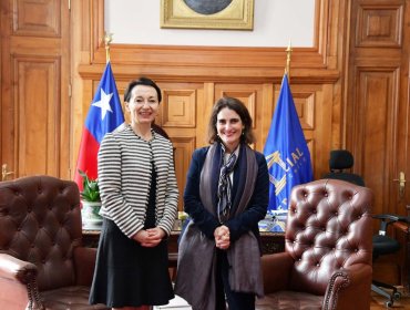 Presidenta de la Corte Suprema se reúne con directora general de Teletón y renueva compromiso con la iniciativa solidaria