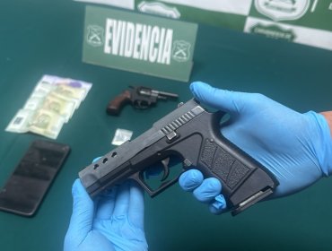 Detienen a sujeto con un revólver adaptado, pistola a fogueo y drogas en Cartagena