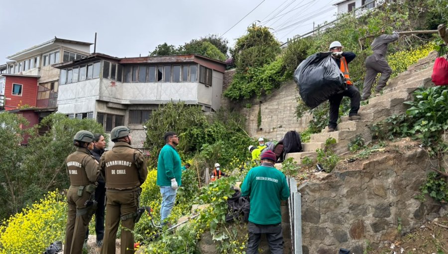 Cartagena despliega operativo para recuperar espacio público en el sector El Atún
