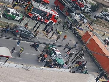 Cuatro personas sufrieron lesiones graves tras ser atropelladas por radiopatrulla de Carabineros durante persecución en La Florida
