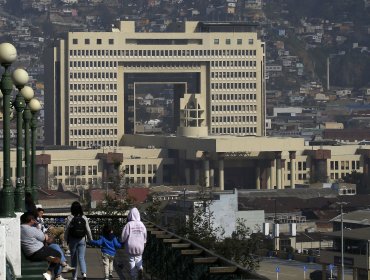 De destacar “foco en urgencias sociales” a cuestionar “cálculo engañoso”: parlamentarios de Valparaíso repasan Presupuesto 2027