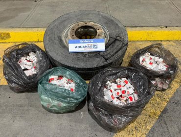 Descubren 384 cajas de medicamentos veterinarios ocultas en rueda en Los Libertadores