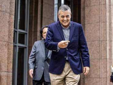 Condenan a 10 años de cárcel a excongresista de Estados Unidos por lobby para Venezuela