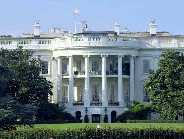 Gobierno de Estados Unidos busca restaurar veto a CNN y otros medios en la Casa Blanca