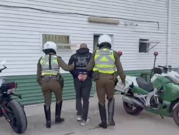 Cinco detenidos por conducción temeraria: conducían a más de 160 km/h en autopistas de la Región Metropolitana