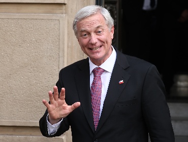 Encuesta Criteria: Desaprobación del Presidente Kast alcanza el 60%