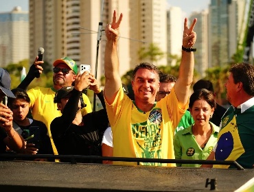 Bolsonaro gana la primera vuelta con 47% y disputará la presidencia de Brasil con Lula