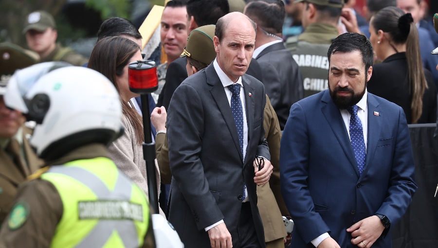 Ministro de Seguridad lamenta asesinato de carabinero en Quilleco: "Chile debe estar detrás de ellos. Respaldarlos con hechos"