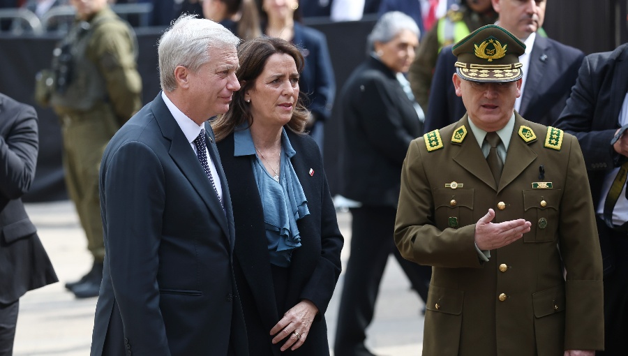 Presidente Kast pide que "caiga todo el peso de la ley" sobre asesino del sargento Urrea
