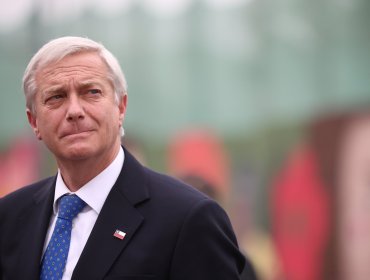 Presidente Kast condiciona autorizaciones para futuras marchas tras incidentes en manifestación convocada por la Confech