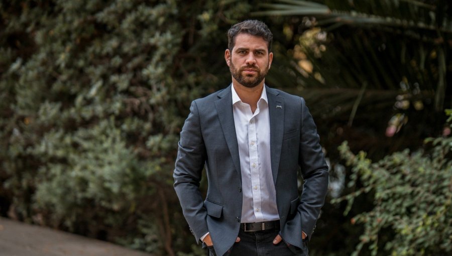 Senador Ibáñez exige al Gobierno plan para enfrentar temporada de incendios y advierte que nueva ley no regirá este verano