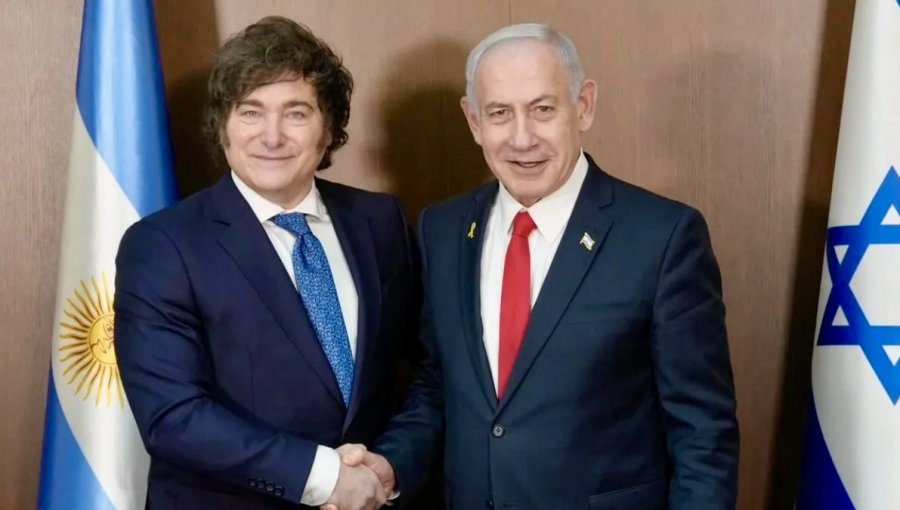 Milei y Netanyahu felicitan a Flávio Bolsonaro tras su triunfo en primera vuelta en Brasil