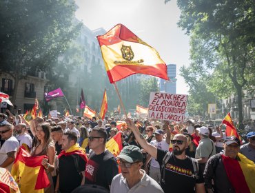 Pedro Sánchez adelanta las elecciones generales en España para el 29 de noviembre y apela a renovar el apoyo popular