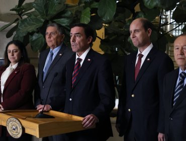 Gobierno anuncia que "no perseverará" en la reforma de seguridad y se sumará a proyecto transversal de senadores