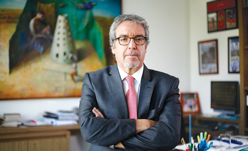 Canciller tras conocerse calidad de imputado del embajador Zaliasnik por caso Audio: "Cargos de confianza están siempre evaluados"