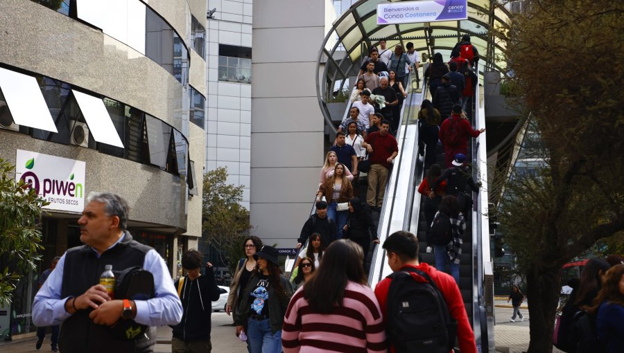 Ingreso disponible de los hogares crece 4,2% anual en el segundo trimestre y ahorro baja a 5,5% del PIB