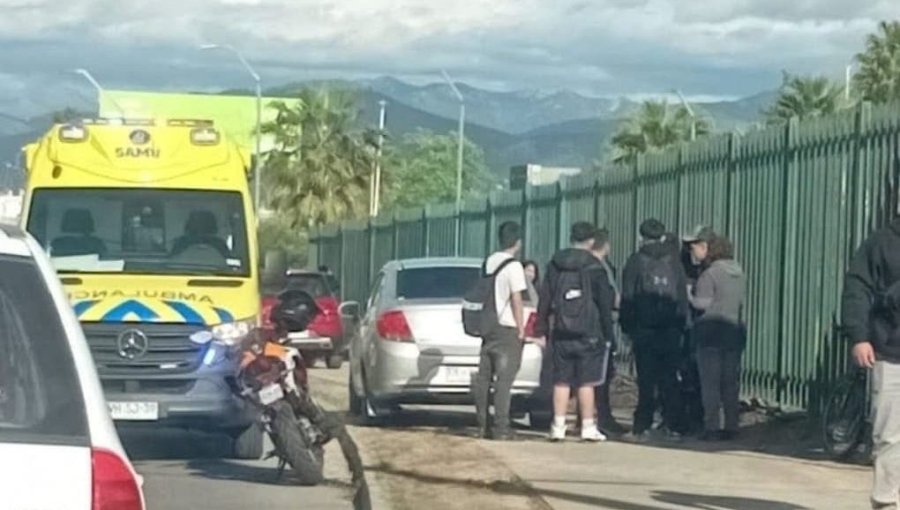 Adolescente de 15 años fue atacado con un arma cortopunzante en las afueras de centro comercial en Quilpué