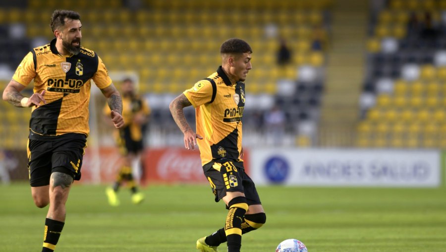 Coquimbo Unido remonta ante Cobreloa y avanza a los cuartos de final de la Copa Chile