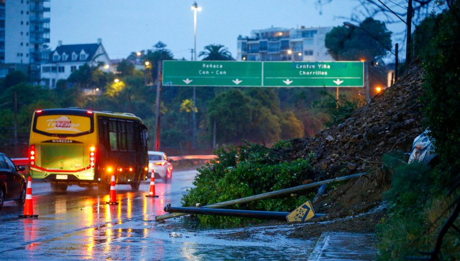 Autoridades evalúan impacto y definen medidas tras nuevo derrumbe en avenida España