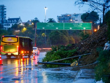 Autoridades evalúan impacto y definen medidas tras nuevo derrumbe en avenida España