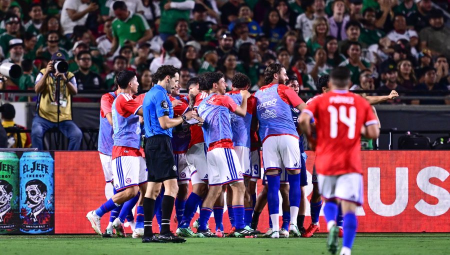 Chile se impone con autoridad a México y cierra fecha FIFA con una de sus mejores actuaciones bajo el interinato de Córdova
