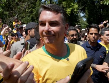 Flávio Bolsonaro apuesta por el control del Congreso para cambiar la Constitución si llega a asumir la Presidencia de Brasil