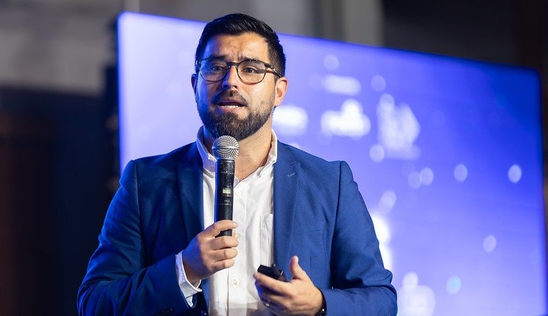 Limache lleva su estrategia contra el cáncer de mama a Expo APS y comparte experiencia con municipios de todo Chile