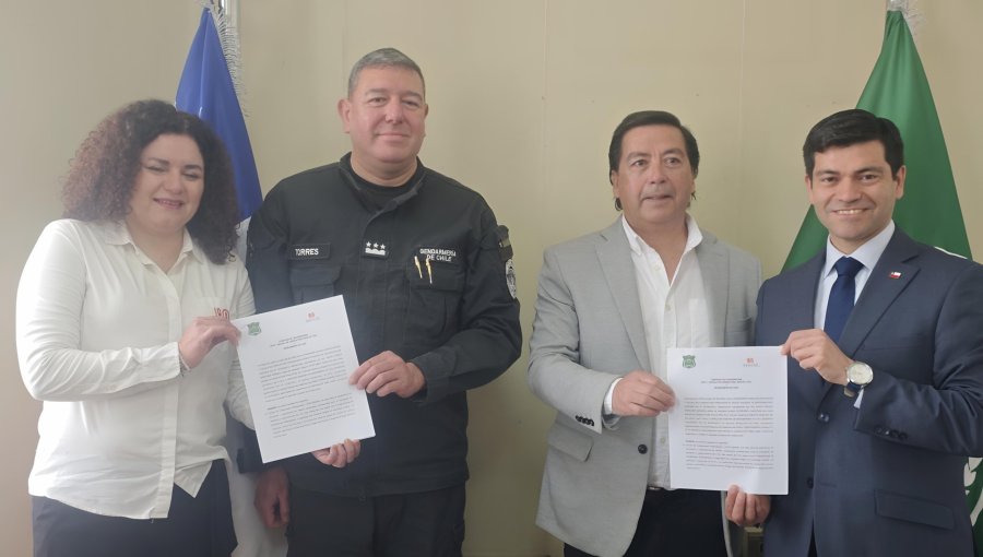Alianza entre Gendarmería Valparaíso y Escuela de Conductores permitirá capacitar a personas que buscan reinsertarse laboralmente